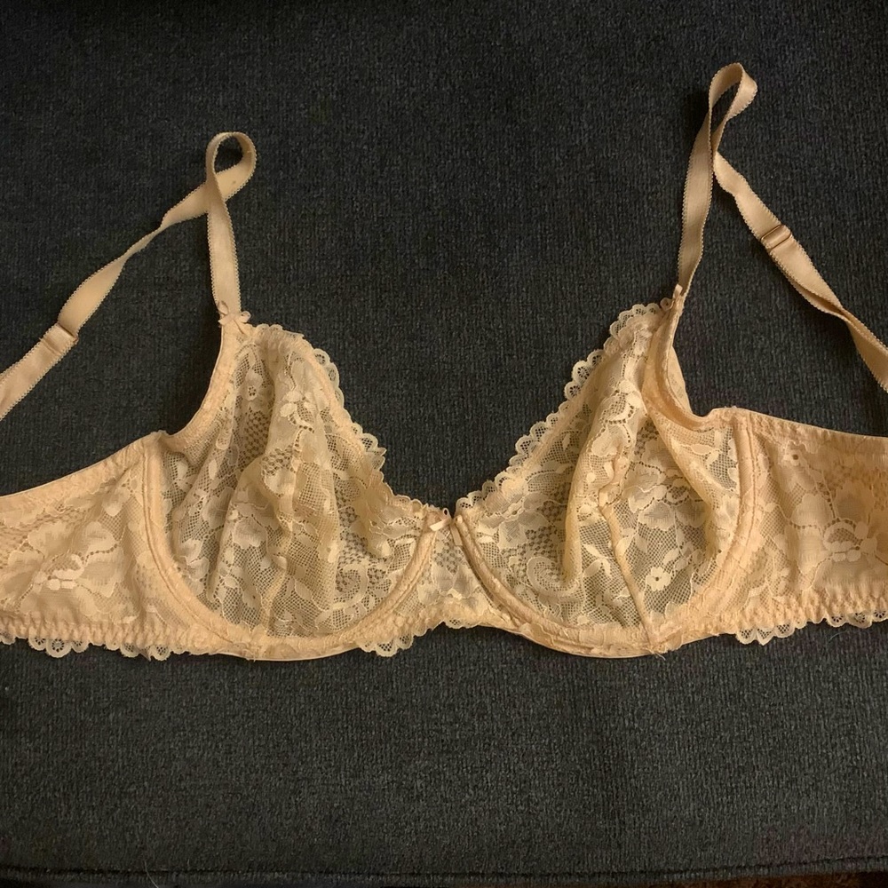 SavagexFenty nude/tan lace bra